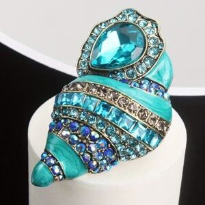 Elegant Turquoise Rhinestones & Enamel Shell Brooch